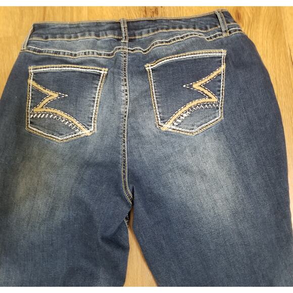 EST 1946 Women's Classic Comfort Stretch Denim Jeans  Size 16W - Picture 4 of 9